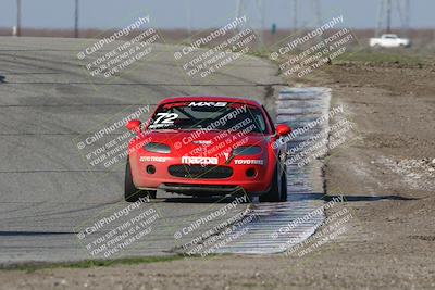 media/Feb-24-2024-CalClub SCCA (Sat) [[de4c0b3948]]/Group 1/Race (Outside Grapevine)/